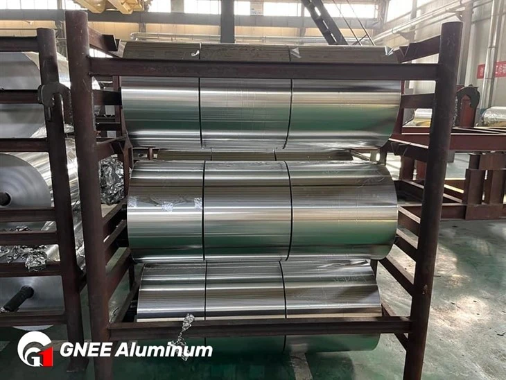 Industrial Aluminium Foil Jumbo Rolls Industrial Aluminium Foil Jumbo Rolls